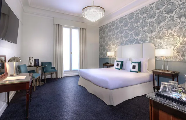 غرفة ديلوكس مفردة بسرير كينج، Hotel Claridge 2/2