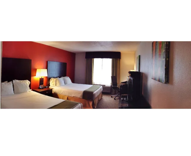 غرفة قياسية بسريرين كوين، Holiday Inn Express Hotel Suites Chicago Algonquin 7/8