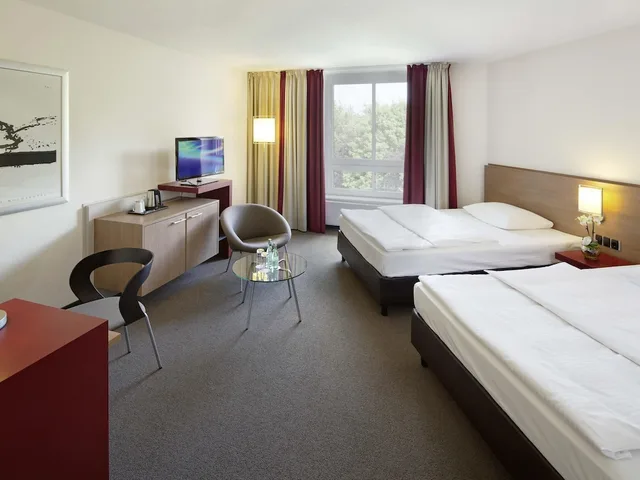 غرفة بسريرين منفصلين، Movenpick Hotel Munster 2/2