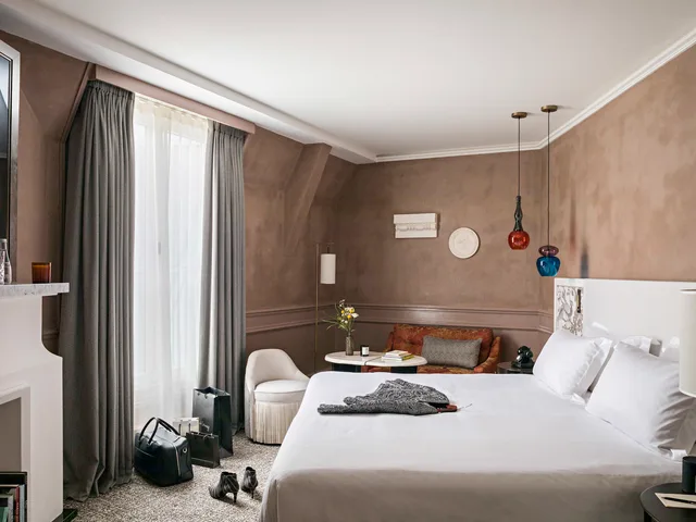 غرفة بريميوم بسرير كوين، Sofitel Le Scribe Paris Opera 1/7