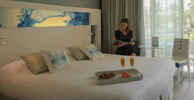 غرفة بسرير مزدوج بإطلالة على البحر، Hotel Josse 4/6
