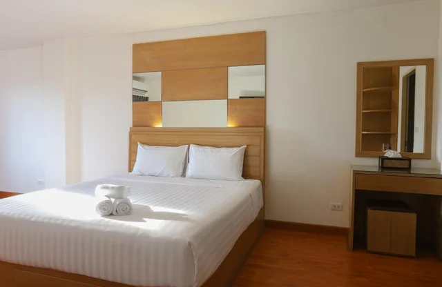 Deluxe, Suite, King Bed, The Greenery central suite & hotel 9/10