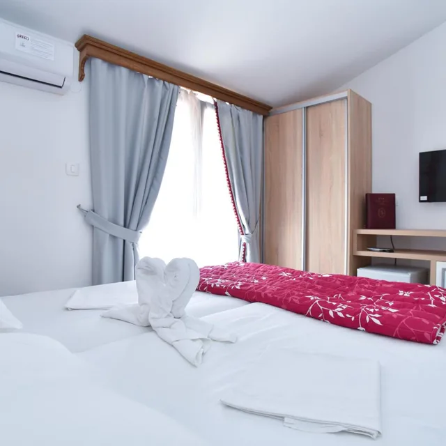 Room, Double or Twin Bed, Balcony, Hotel Grbalj 1/10