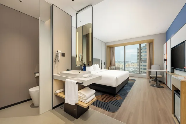 Holiday Inn Express Qinhuangdao Haigang By IHG، تشنهوانغداو 21/36