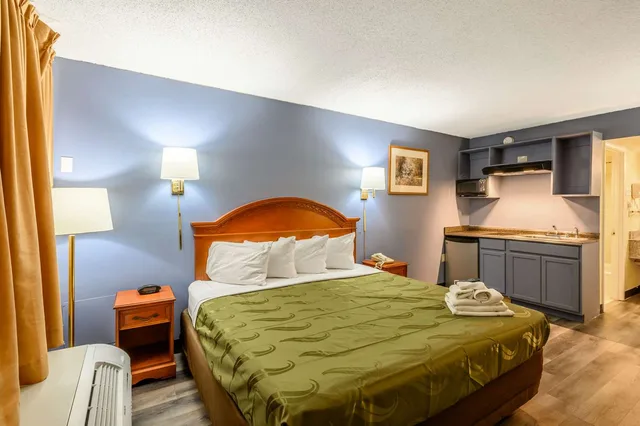Efficiency, King Bed، Quality Inn New Orleans I-10 East 2/3