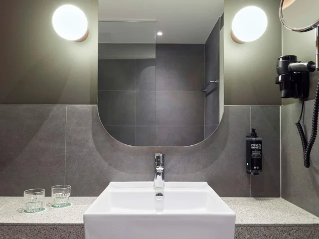 Courtyard, Superior, 2 Sweet Beds، ibis Styles Bielefeld 9/10