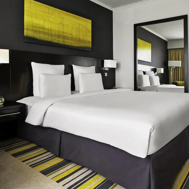 Executive, Double Bed, Pullman Dubai Creek City Centre 2/10