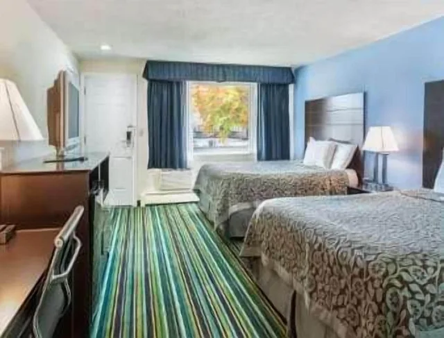 2 Bedrooms, Cottage, Suite، Beacon Inn and Suites 1/1