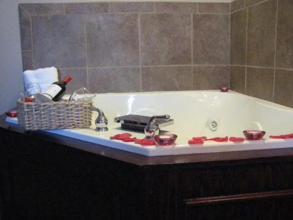 1 Bedroom, Superior, Suite, King Bed, Baymont Inn & Suites By Wyndham Sturgis 6/7