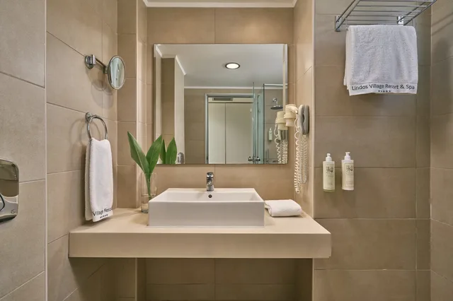 جناح جونيور ديلوكس بإطلالة على الحديقة، Lindos Village Resort And Spa- Adults Only 1/3