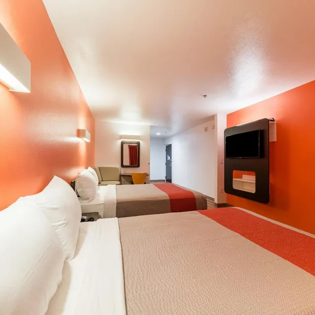 Room, Quadruple, Motel6 Fort Worth, TX - North - Saginaw 6/10