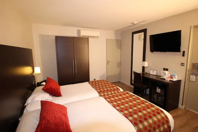 Standard, Twin Beds, Executive Level، ibis Styles Lyon Sud Brignais 1/6