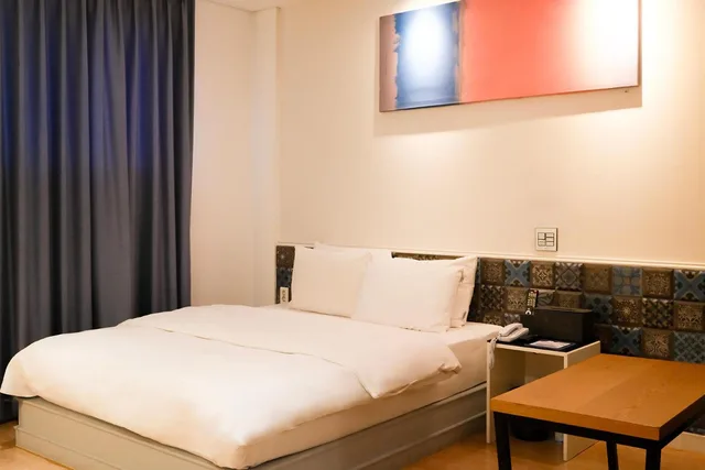 غرفة بريميوم، Hotel Insomnia 2/10