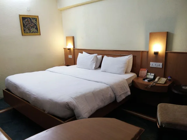 غرفة قياسية بسرير مزدوج، EMPIRES HOTEL 3/8