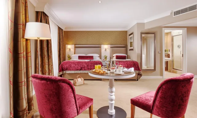 غرفة تنفيذية بسرير مزدوج وسرير فردي، The Rose Hotel 4/4