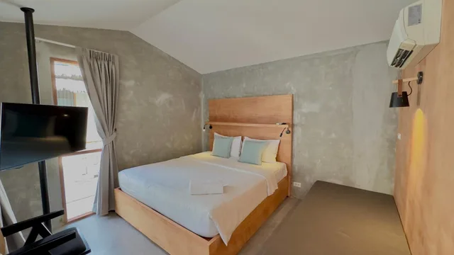 Bungalow, ESCAPE BEACH RESORT 3/9