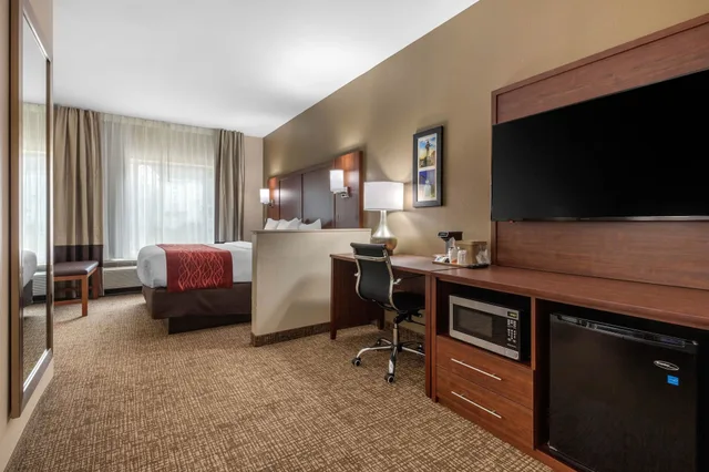 جناح بسرير كينج، Comfort Inn and Suites Montgomery East Carmichael Rd 7/10