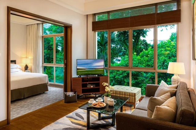 1 Bedroom, Superior, Apartment, TREETOPS EXECUTIVE RESIDENCES 3/5