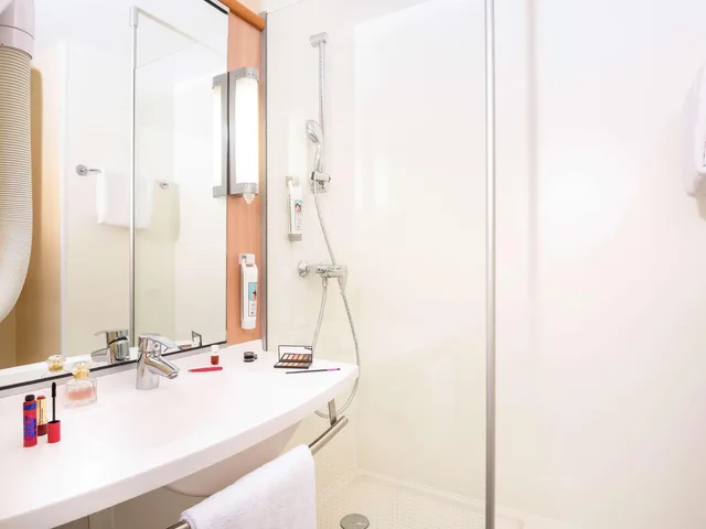 غرفة بسرير مزدوج، Ibis Creteil 5/6