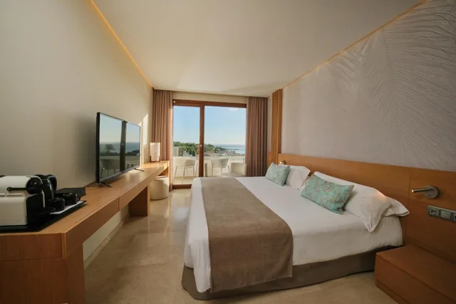 غرفة سوبيريور بسرير مزدوج أو سريرين منفصلين بإطلالة جزئية على البحر، Hotel Son Caliu Spa Oasis Superior 5/10