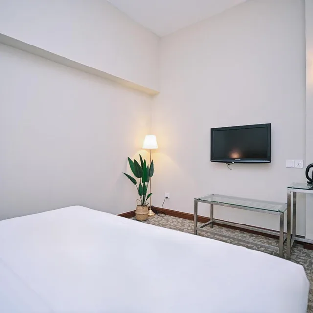 Standard King, Kingston Hotel 10 @ Bukit Jalil 3/6