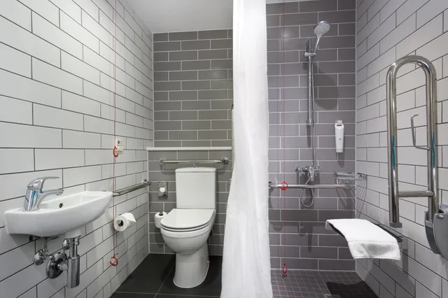 غرفة بسرير مزدوج مع أريكة، Holiday Inn Express Watford Junction 6/7