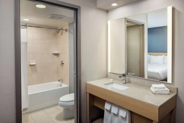 غرفة بسريرين كوين في طابق مرتفع، Hyatt Place Lake Mary Orlando North 4/5