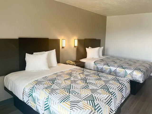 غرفة ديلوكس بسريرين كوين، Studio6 Lake Jackson, TX 1/7