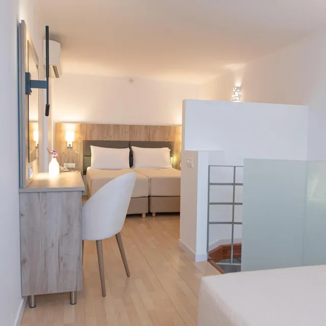 1 Bedroom, Loft, Apartment, Kosta Palace City Hotel 1/2