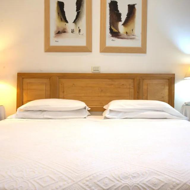 Room, Double or Twin Bed, Hotel Locanda Cairoli 3/10