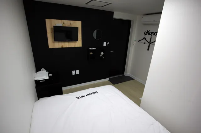 غرفة بسرير مزدوج، Ekonomy Hotel Myeongdong Premier 7/10