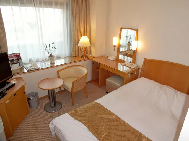 Semi Room, Semi Double Bed, Small، Kobe Luminous Hotel 2/3