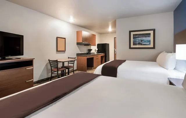 غرفة بسريرين كوين لذوي الإعاقة، My Place Hotel-Marquette, MI 4/10