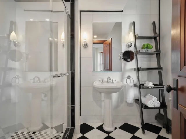 غرفة كلاسيكية بسرير كينج، Hotel Place D'armes 3/3