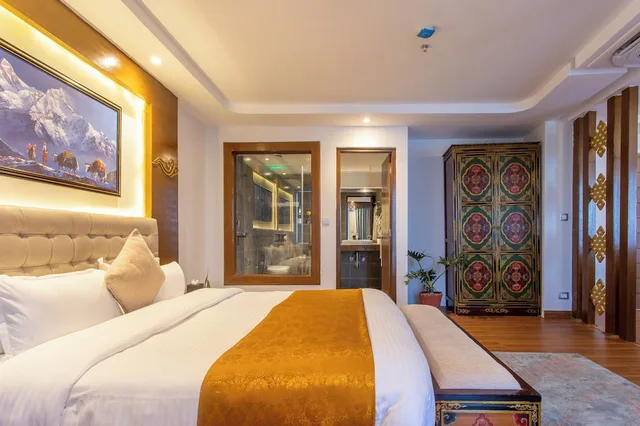 Junior Suite, Studio, King Bed، Hotel Sarathi 1/2
