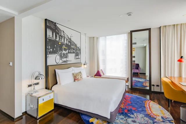 Sunset, Premium, King Bed, Garden View, Balcony، Hotel Indigo Bangkok Wireless Road 8/10