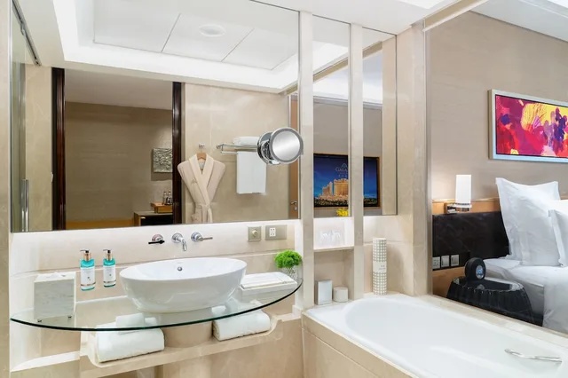 City, Deluxe, King Bed، Galaxy Hotel 4/5