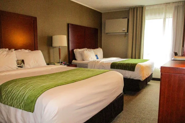 غرفة رباعية بسريرين كوين، Comfort Inn Dartmouth, NS 1/2