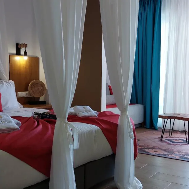 Honeymoon, Harmony, Suite, Sea Side, Private Pool، Cavo Orient Beach Hotel 3/6