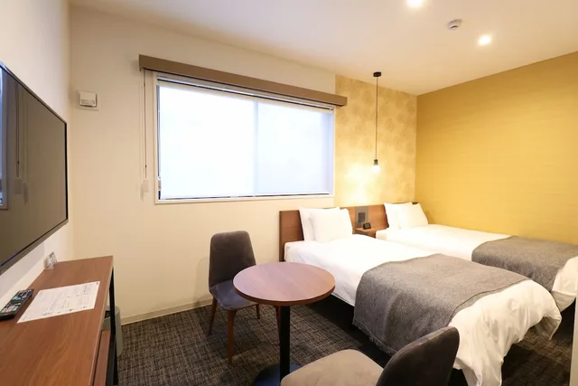 Twin Room, M's Hotel Nijojo Oike 2/7