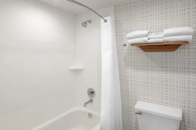 استوديو بسرير كينج مع أريكة، Hampton Inn Washington-Dulles Intl Airport South 10/10