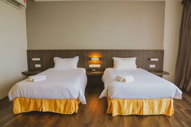 غرفة ديلوكس بسريرين منفصلين، Roxy Hotel Serian 7/10