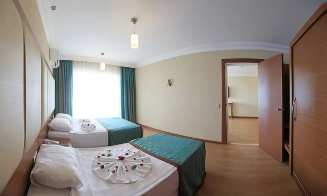 غرفة ثلاثية بسرير مزدوج وسرير فردي، Tac Premier Hotel Spa 3/8