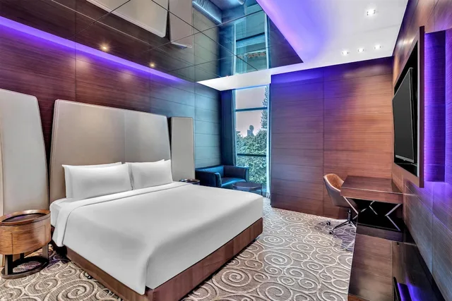 غرفة بزنس بسريرين منفصلين، Radisson Blu Atria Bengaluru 6/10
