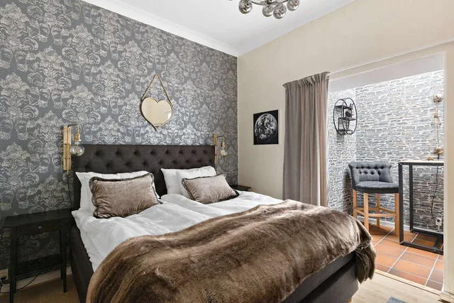 غرفة بريميوم بسرير كينج بحوض استحمام، Nora Stadshotell, Sure Hotel Collection By Best Western 1/5
