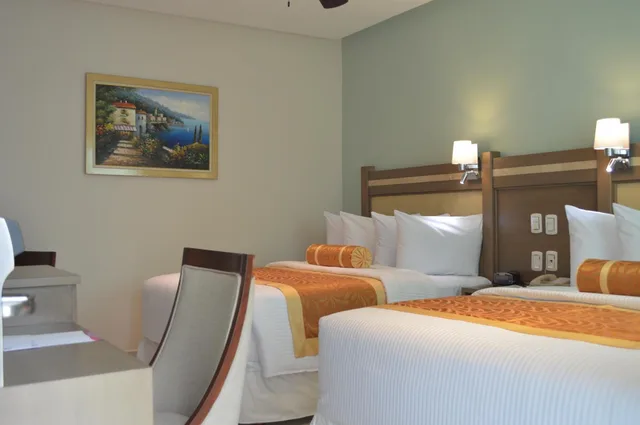 غرفة ديلوكس بسريرين مزدوجين، Hotel Villa Magna Poza Rica 2/4