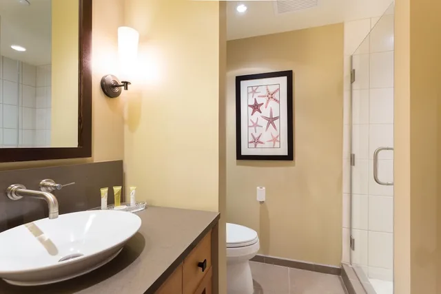 شقة ديلوكس بسرير كينج وسريرين منفصلين وسرير كوين بـ3 غرف نوم، The Beach Villas at Ko Olina by Real Select Vacations 10/10