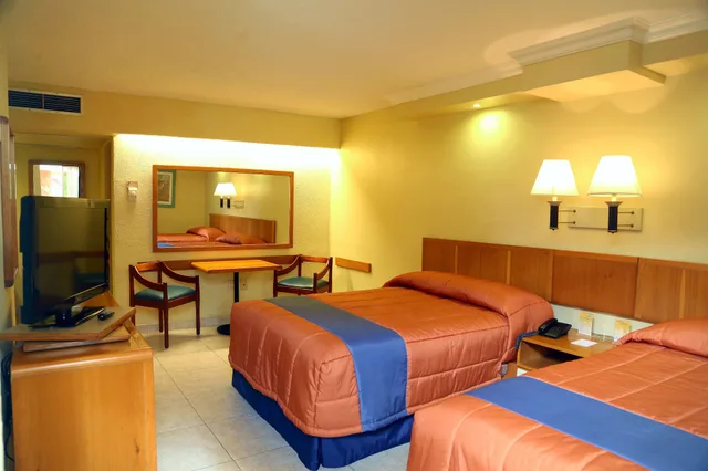 جناح جونيور بسريرين مزدوجين، Hotel Jaragua 2/5