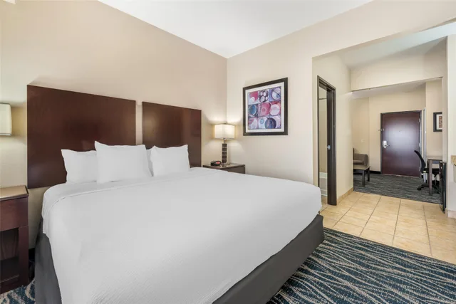 جناح بسرير كينج، Best Western Plus Eastgate Inn & Suites 3/7
