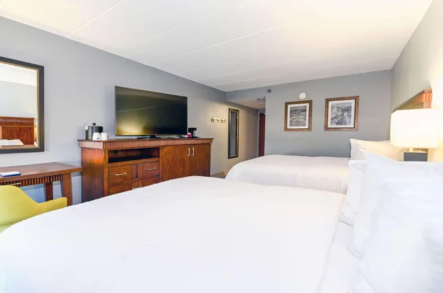 غرفة كبيرة بسريرين كوين، Hampton Inn Lexington Park 1/1